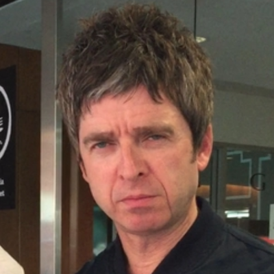 Noel Gallagher Autograph Profile