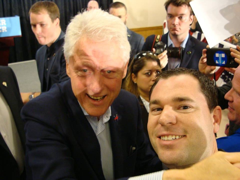 Bill Clinton Photo with Authentic Autograph Dealer Jeff Stenzel Bill Clinton Photo with Authentic Autograph Dealer Jeff Stenzel