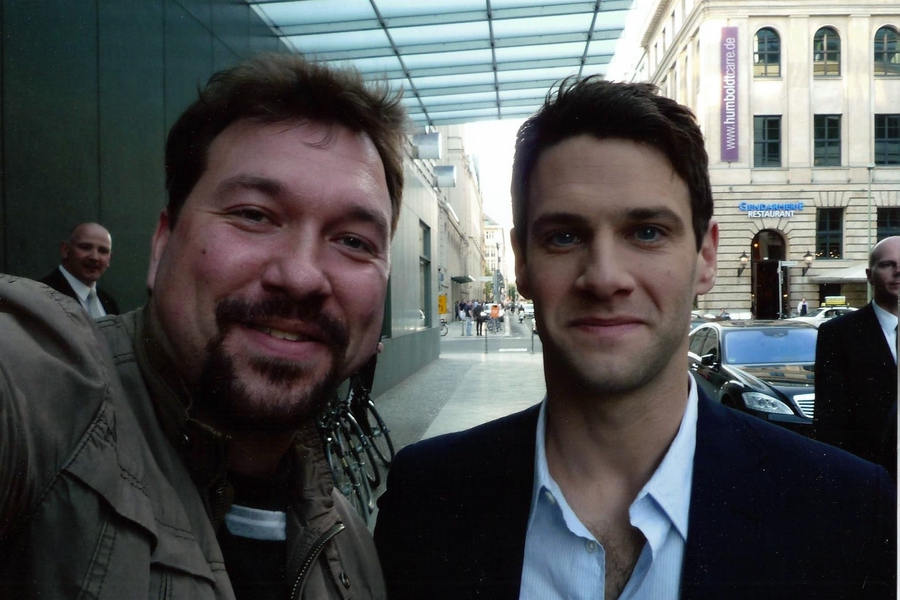 Justin Bartha Justin Bartha