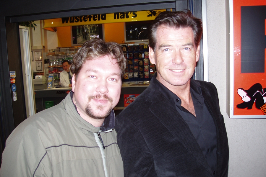 Pierce Brosnan Pierce Brosnan