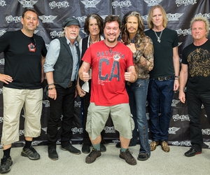 Brad WhitfordJoe PerryJoey KramerSteven TylerTom Hamilton Brad WhitfordJoe PerryJoey KramerSteven TylerTom Hamilton
