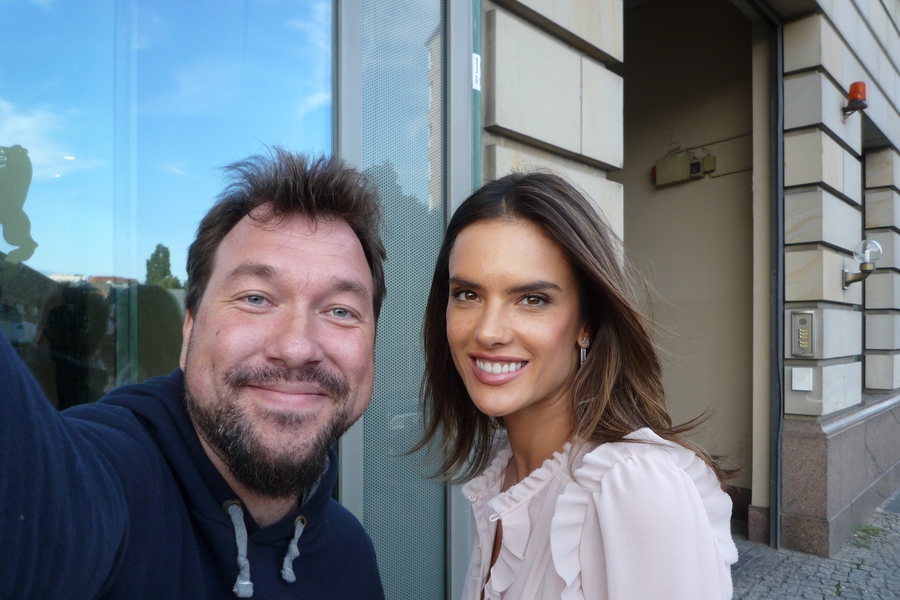 Alessandra Ambrosio Alessandra Ambrosio