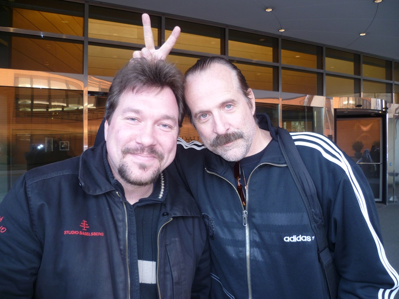 Peter Stormare Photo with RACC Autograph Collector RB-Autogramme Berlin Peter Stormare Photo with RACC Autograph Collector RB-Autogramme Berlin