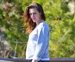 Julianne MooreKristen Stewart Julianne MooreKristen Stewart
