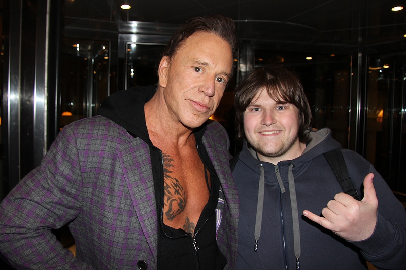 Mickey Rourke Photo with RACC Autograph Collector Ilya Zeta Mickey Rourke Photo with RACC Autograph Collector Ilya Zeta