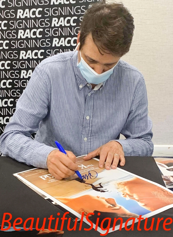 Ralph Macchio Signing Autograph for RACC Autograph Collector Dario Alequin