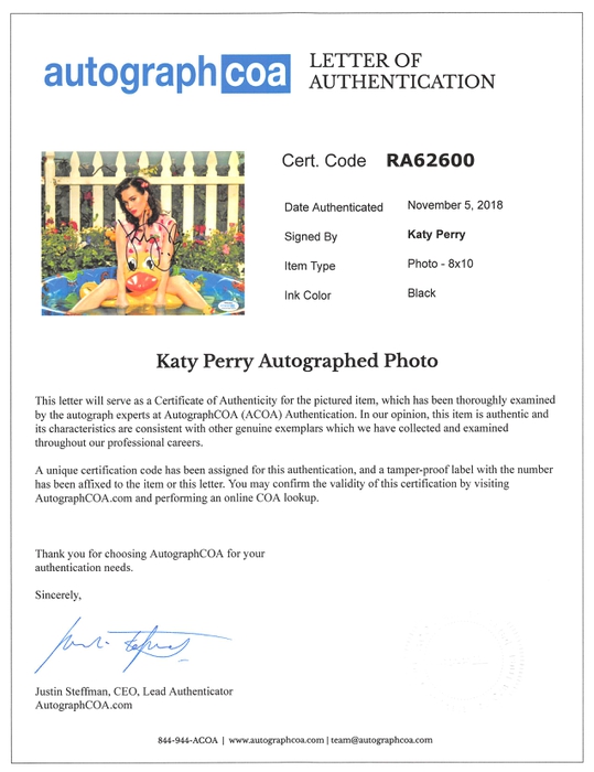 AutographCOA (ACOA) Authentication's Letter of Authenticity (LOA) is included. AutographCOA (ACOA)
Authentication's Letter of Authenticity (LOA) is included.