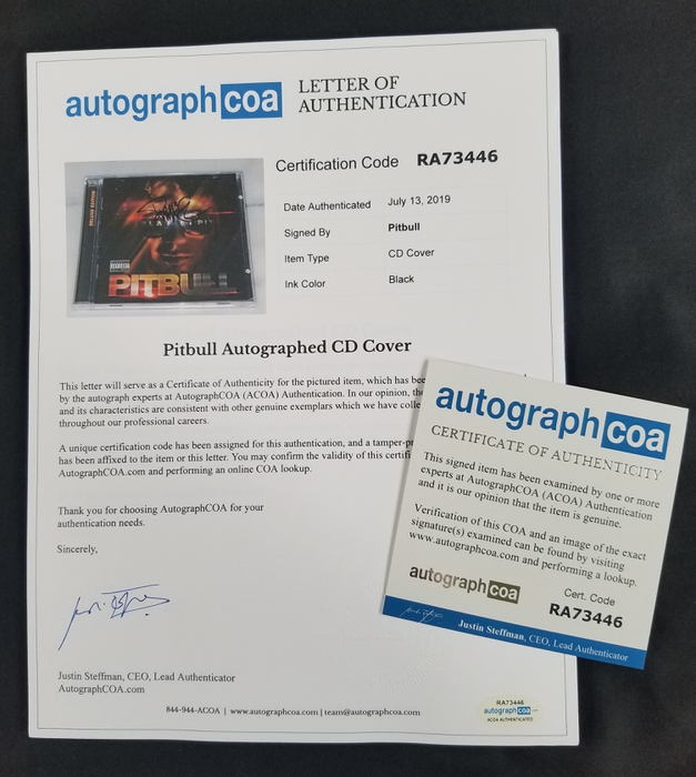 AutographCOA (ACOA) Authentication's Letter of Authenticity (LOA) is included. AutographCOA (ACOA)
Authentication's Letter of Authenticity (LOA) is included.