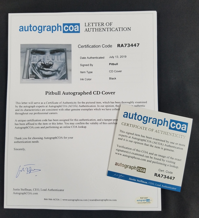 AutographCOA (ACOA) Authentication's Letter of Authenticity (LOA) is included. AutographCOA (ACOA)
Authentication's Letter of Authenticity (LOA) is included.