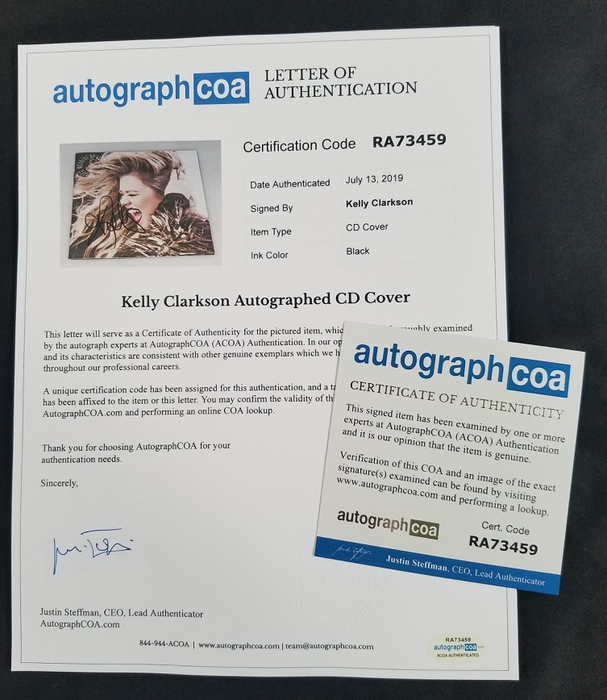 AutographCOA (ACOA) Authentication's Letter of Authenticity (LOA) is included. AutographCOA (ACOA)
Authentication's Letter of Authenticity (LOA) is included.
