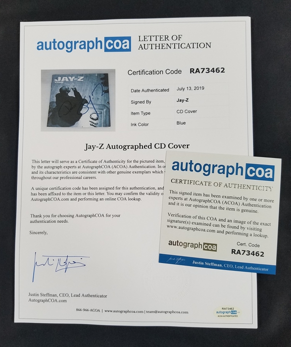 AutographCOA (ACOA) Authentication's Letter of Authenticity (LOA) is included. AutographCOA (ACOA)
Authentication's Letter of Authenticity (LOA) is included.