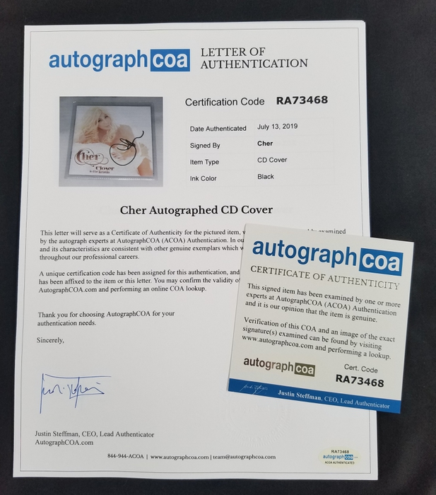 AutographCOA (ACOA) Authentication's Letter of Authenticity (LOA) is included. AutographCOA (ACOA)
Authentication's Letter of Authenticity (LOA) is included.