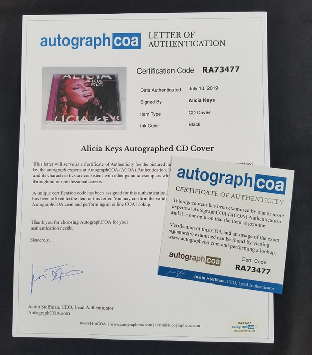 AutographCOA (ACOA) Authentication's Letter of Authenticity (LOA) is included. AutographCOA (ACOA)
Authentication's Letter of Authenticity (LOA) is included.