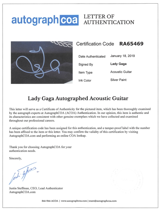 AutographCOA (ACOA) Authentication's Letter of Authenticity (LOA) is included. AutographCOA (ACOA)
Authentication's Letter of Authenticity (LOA) is included.
