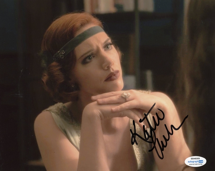 Item # 154213 - Katie Parker "The Haunting of Hill House" AUTOGRAPH Signed 'Poppy' 8x10 Photo B