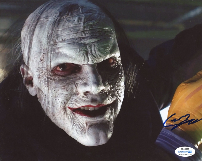 Item # 153709 - Cameron Monaghan "Gotham" AUTOGRAPH Signed 'The Joker' 8x10 Photo D
