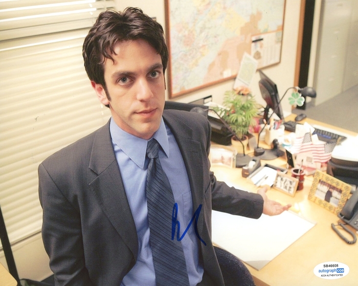 Affiche Photo 12x18 Signée NOVAK - Le Bureau (série) - Ryan Howard - Authentifiée Beckett