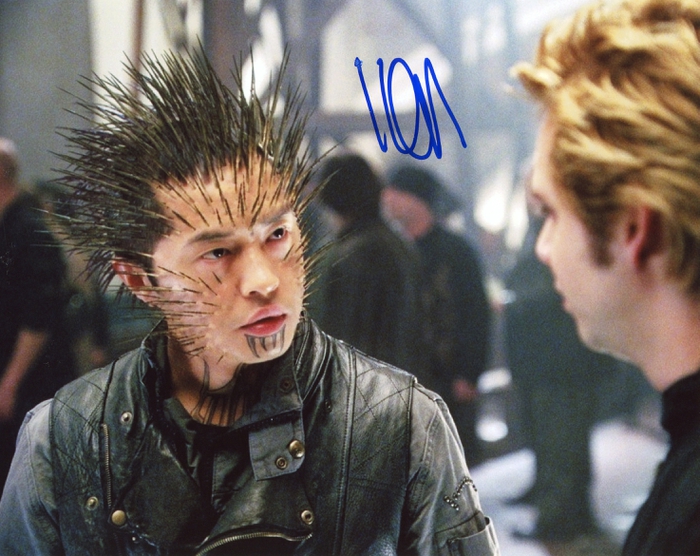 Item # 132585 - Ken Leung "X-Men: The Last Stand" AUTOGRAPH Signed 'Kid Omega' 8x10 Photo