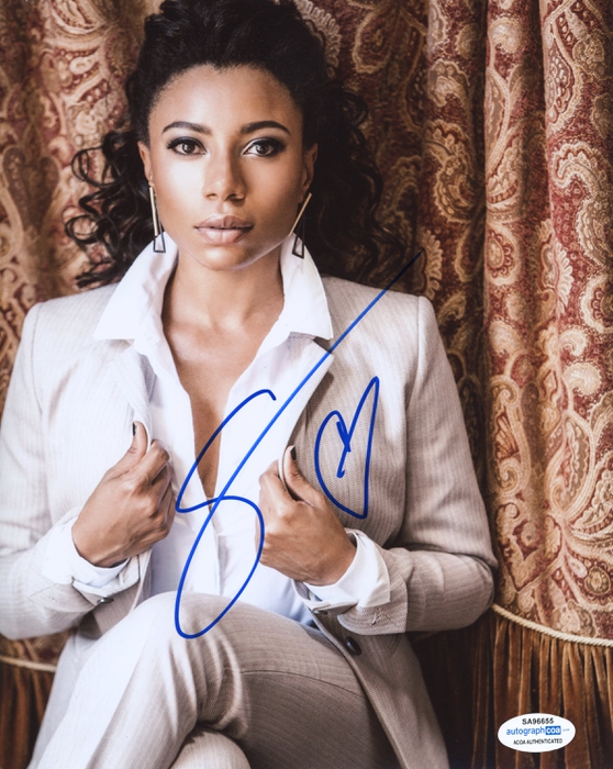 Item # 146934 - Shalita Grant "NCIS: New Orleans" AUTOGRAPH Signed 'Sonja' 8x10 Photo B