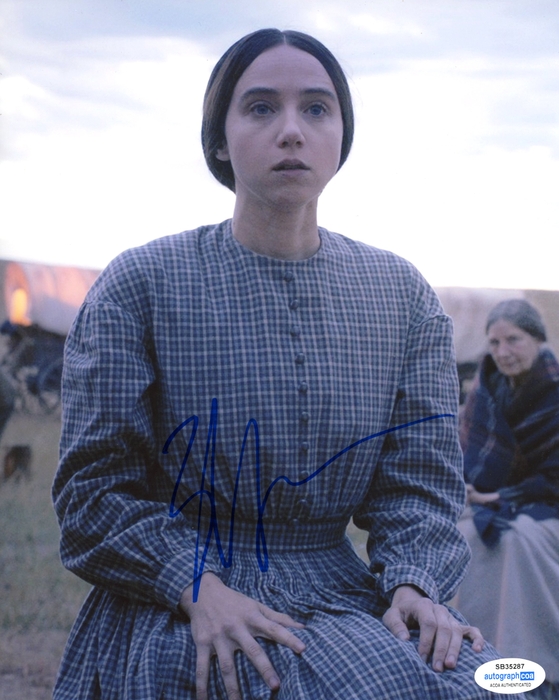 ゾーイ・カザン直筆サイン入り超大型写真…Zoe Kazan
