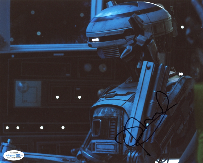 Item # 88611 - Phoebe Waller-Bridge "Solo: A Star Wars Story" AUTOGRAPH Signed 8x10 Photo D