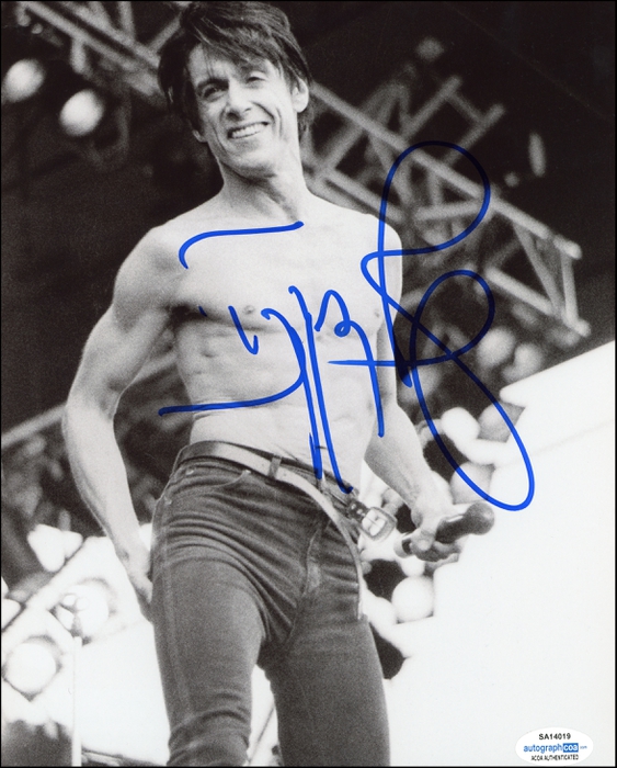 Item # 131719 - Iggy Pop "The Stooges" AUTOGRAPH Signed 8x10 Photo