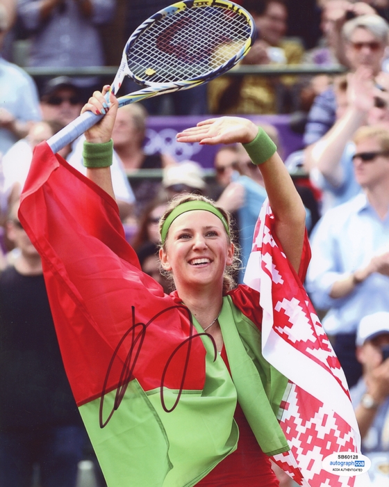 Item # 156660 - Victoria Azarenka AUTOGRAPH Signed Tennis Star 8x10 Photo