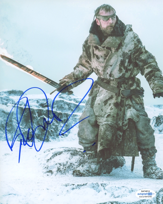 Item # 143530 - Richard Dormer "Game of Thrones" AUTOGRAPH Signed 'Beric' 8x10 Photo B