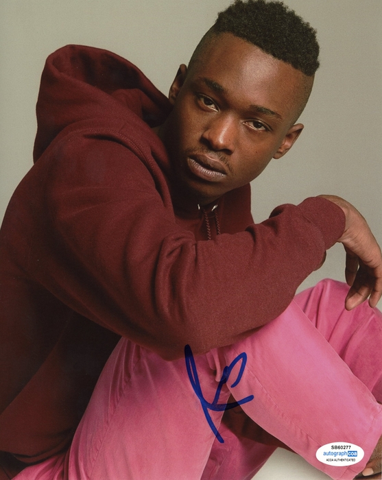 Item # 156535 - Ashton Sanders "Moonlight" AUTOGRAPH Signed 8x10 Photo