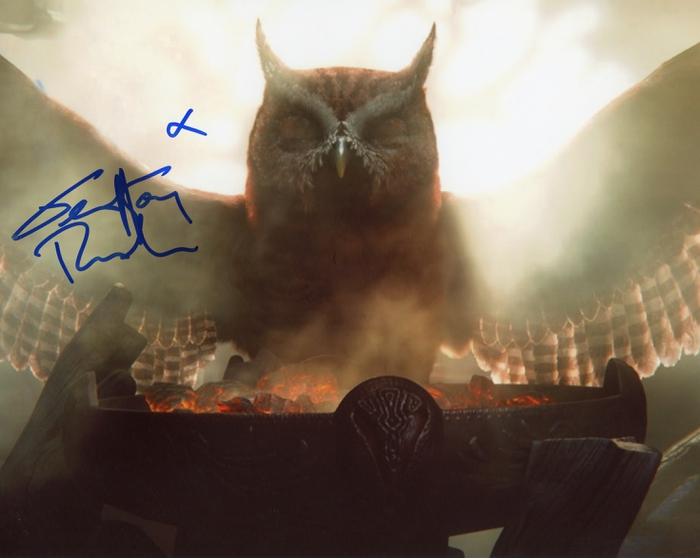 Item # 72785 - Geoffrey Rush "Legend of the Guardians" AUTOGRAPH Signed 8x10 Photo