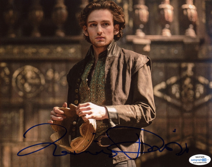 Item # 138192 - Laurie Davidson "Will" AUTOGRAPH Signed 'William Shakespeare' 8x10 Photo C