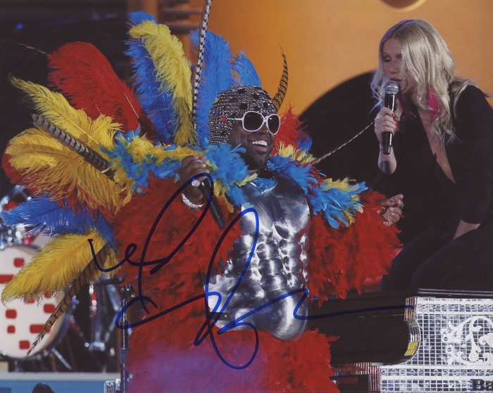 Item # 67664 - Cee-Lo Green "Forget You" AUTOGRAPH Signed 8x10 Photo