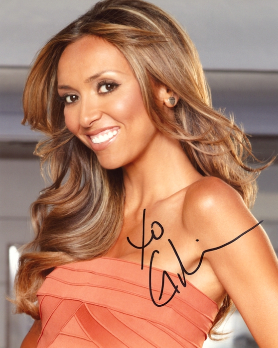 Item # 76192 - Giuliana Rancic "Fashion Police" AUTOGRAPH Signed 8x10 Photo B