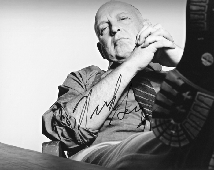 Item # 75460 - Nick Searcy "Justified" AUTOGRAPH Signed 8x10 Photo E