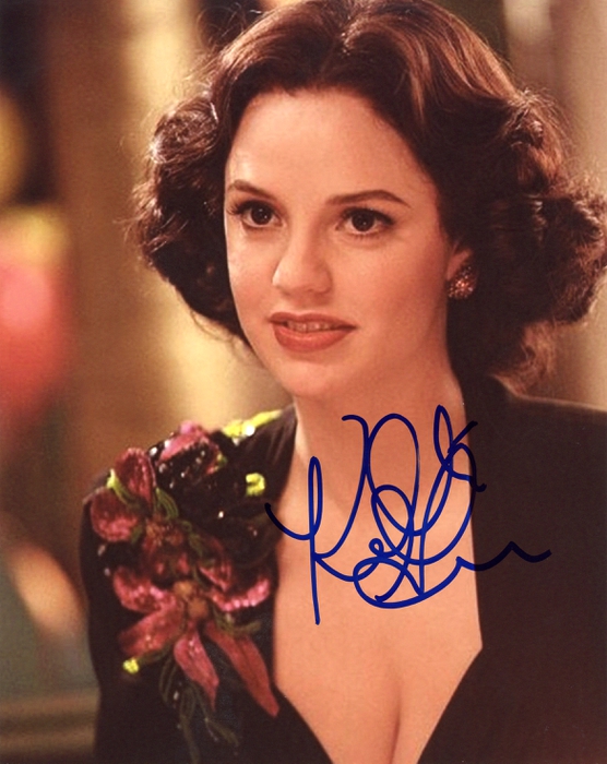 Item # 131574 - Kelli Garner "The Aviator" AUTOGRAPH Signed 8x10 Photo