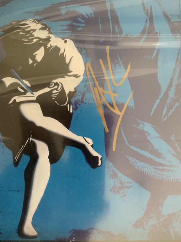 Autograph from RACC Trusted Seller Iffy Clyro Autograph purchased from RACC Trusted Seller Iffy Clyro