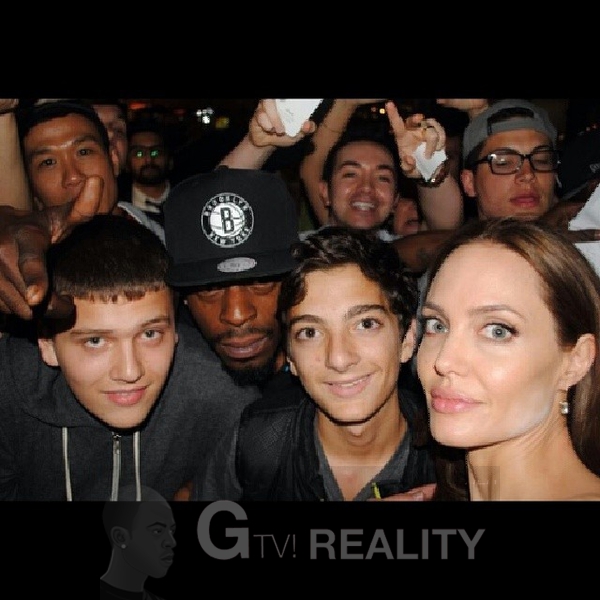 Angelina Jolie Photo with RACC Autograph Collector GTV Reality Angelina Jolie Photo with RACC Autograph Collector GTV Reality