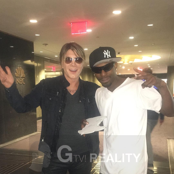 Johnny Rzeznik Photo with RACC Autograph Collector GTV Reality Johnny Rzeznik Photo with RACC Autograph Collector GTV Reality