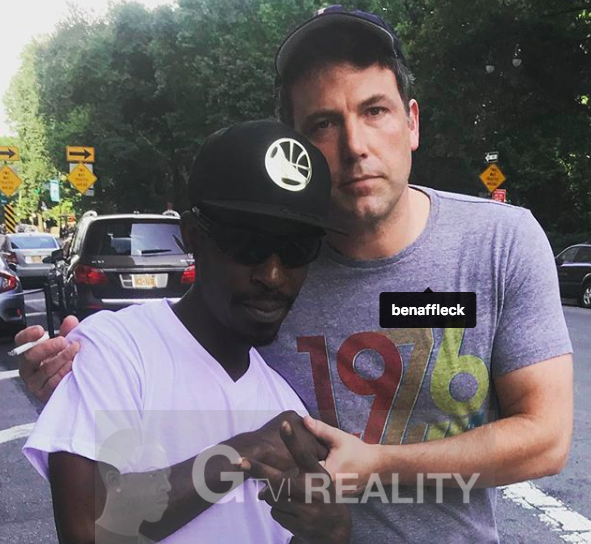 Ben Affleck Photo with Authentic Autograph Dealer GTV Reality Ben Affleck Photo with Authentic Autograph Dealer GTV Reality