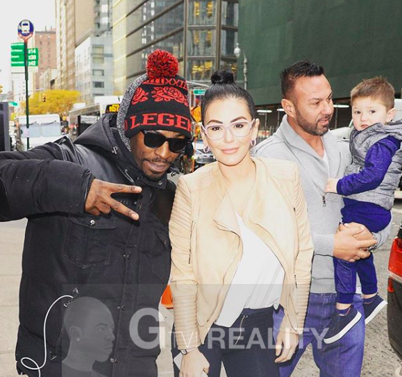 JWoww Photo with Authentic Autograph Dealer GTV Reality JWoww Photo with Authentic Autograph Dealer GTV Reality