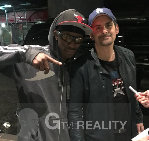 Brad Paisley Photo with Authentic Autograph Dealer GTV Reality Brad Paisley Photo with Authentic Autograph Dealer GTV Reality