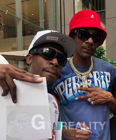 Snoop Dogg Photo with RACC Autograph Collector GTV Reality Snoop Dogg Photo with RACC Autograph Collector GTV Reality